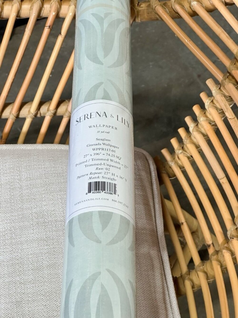 NEW Serena & Lily Granada Wallpaper (Traditional/Unpasted)-Seaglass Green - Picture 2 of 2